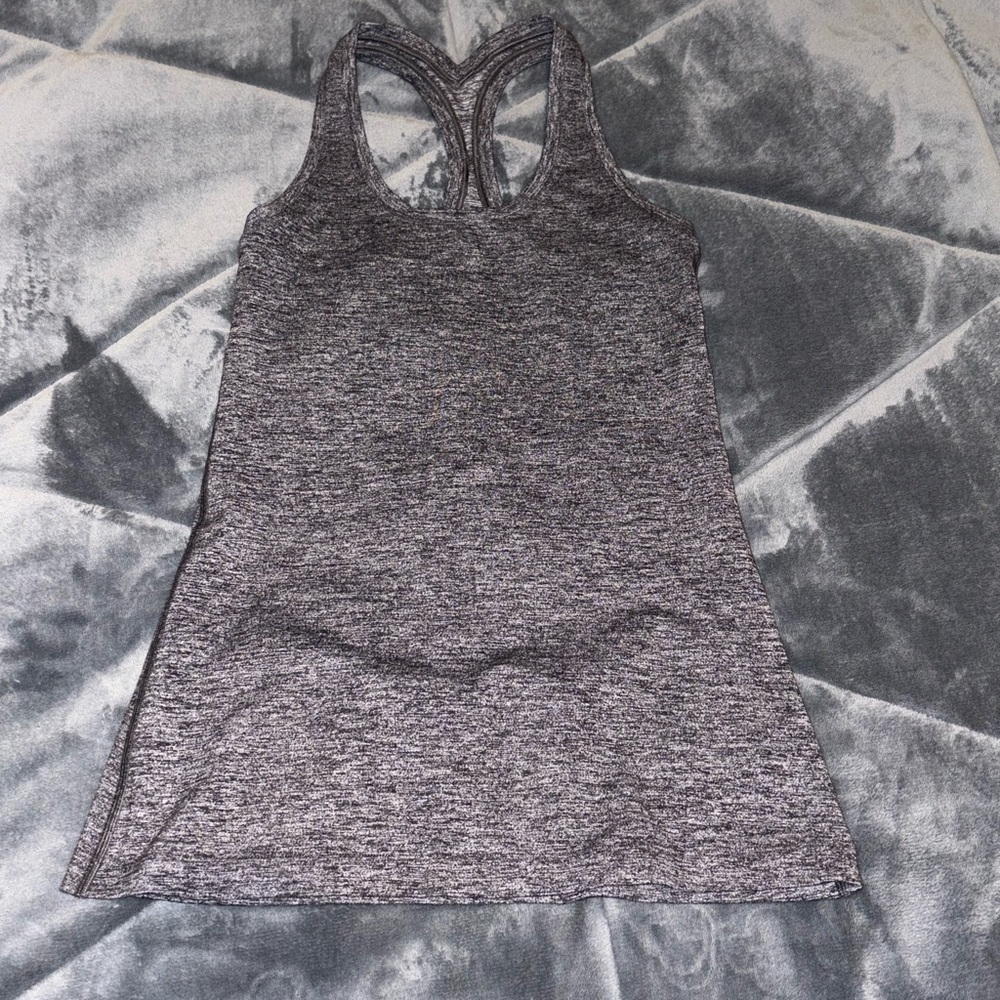Lululemon tank top worn once in perfect condition!